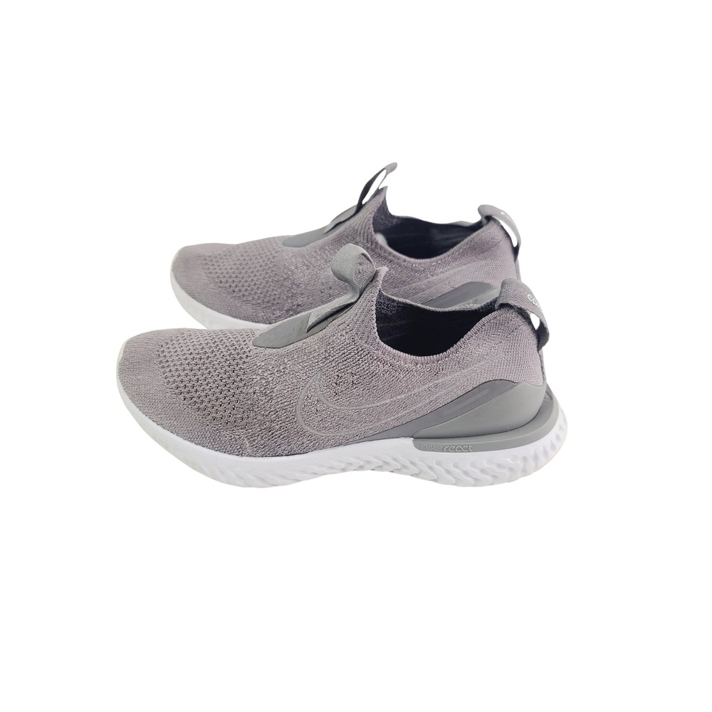 Nike Women's Casual Sneakers, Size 6, Grey Color‎
